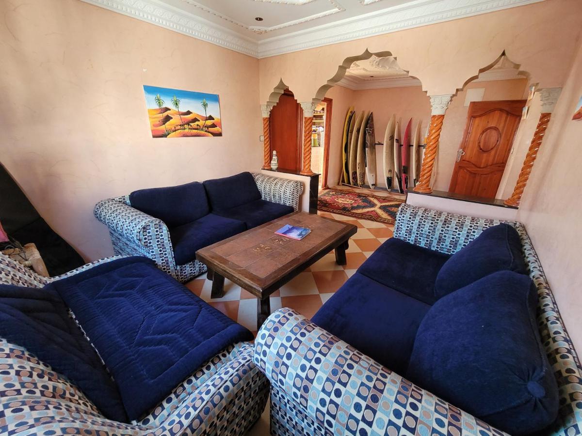 Good Wave Surf House Bed and Breakfast Tamraght Buitenkant foto