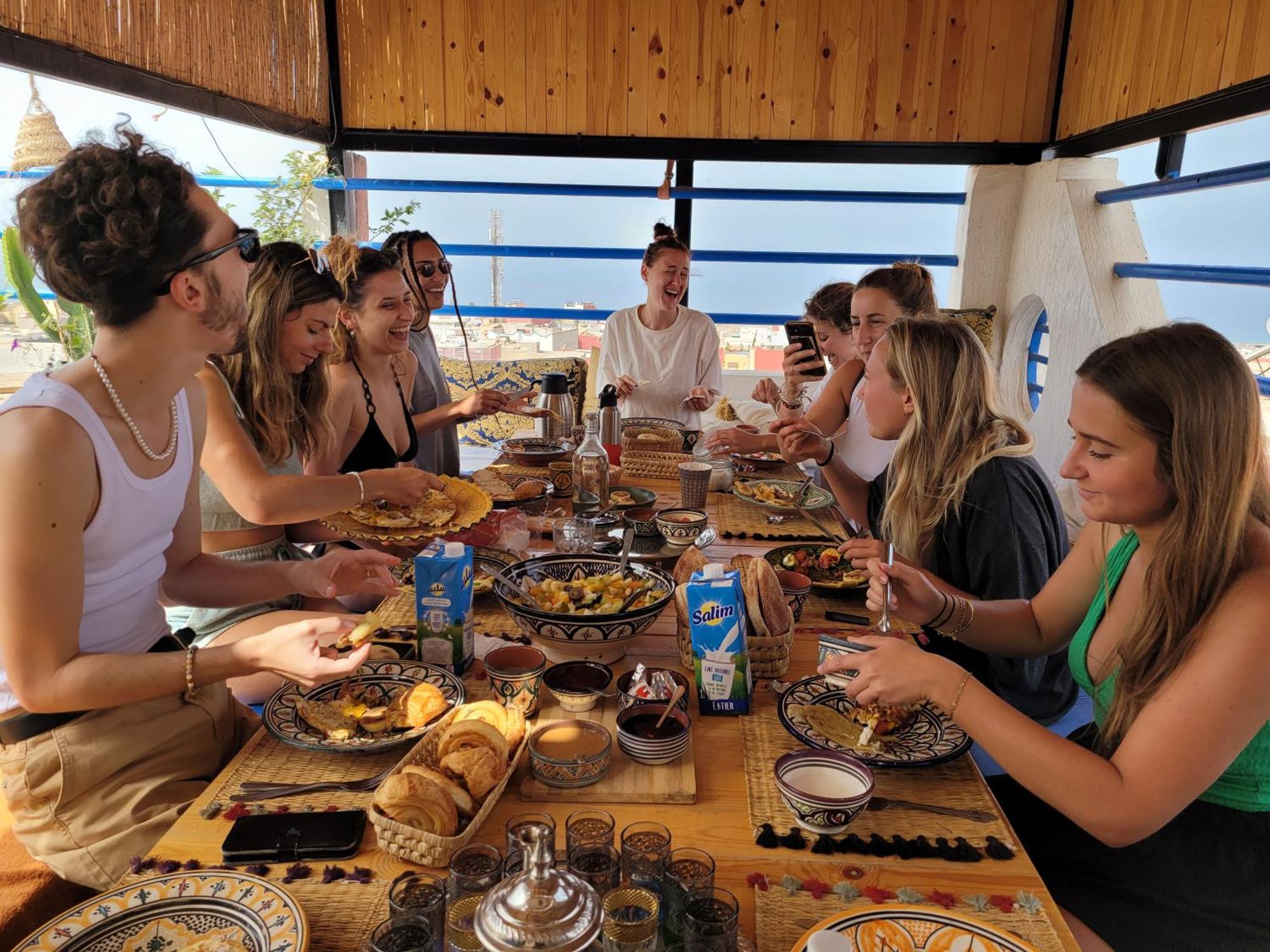 Good Wave Surf House Bed and Breakfast Tamraght Buitenkant foto