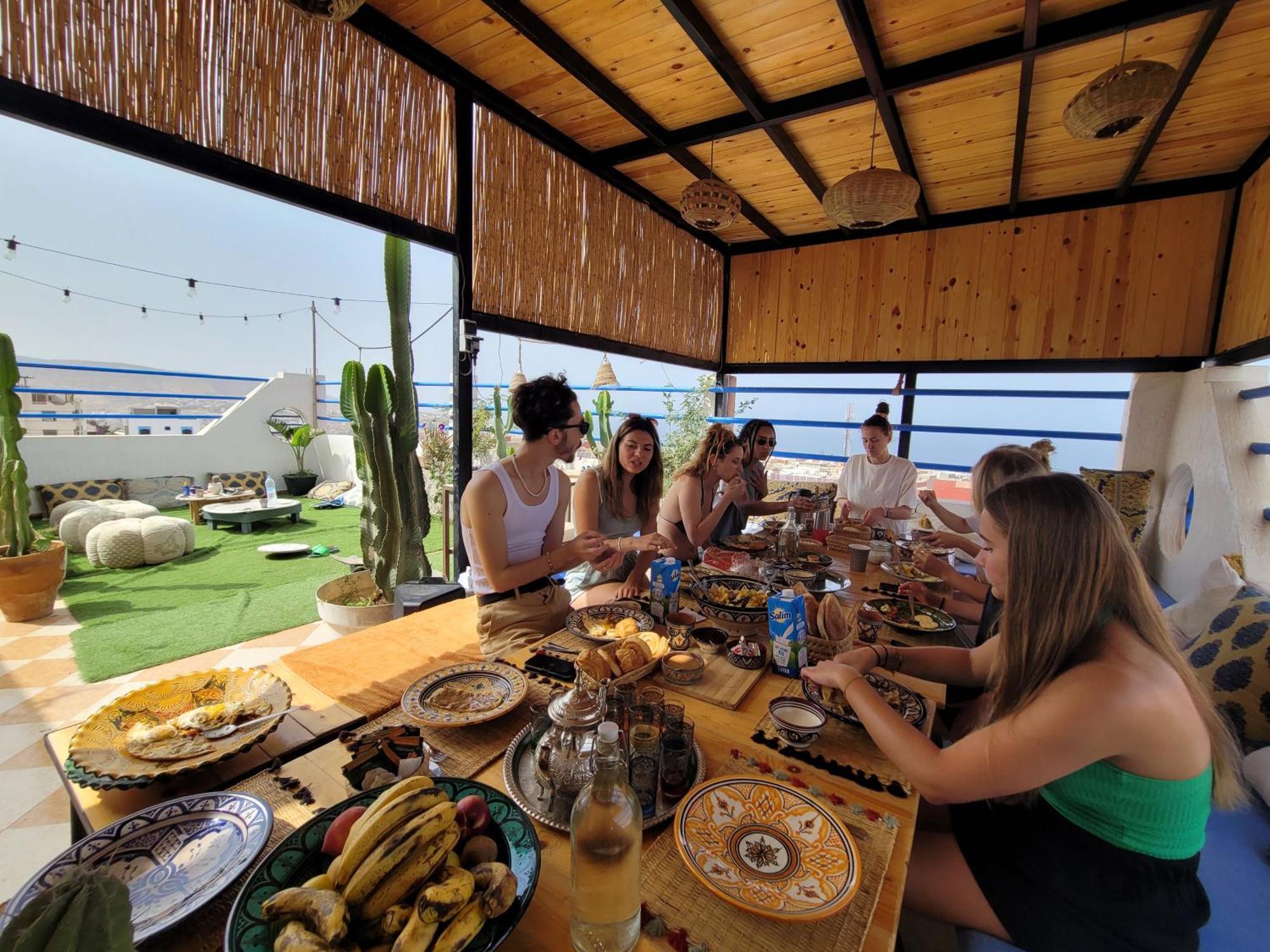 Good Wave Surf House Bed and Breakfast Tamraght Buitenkant foto