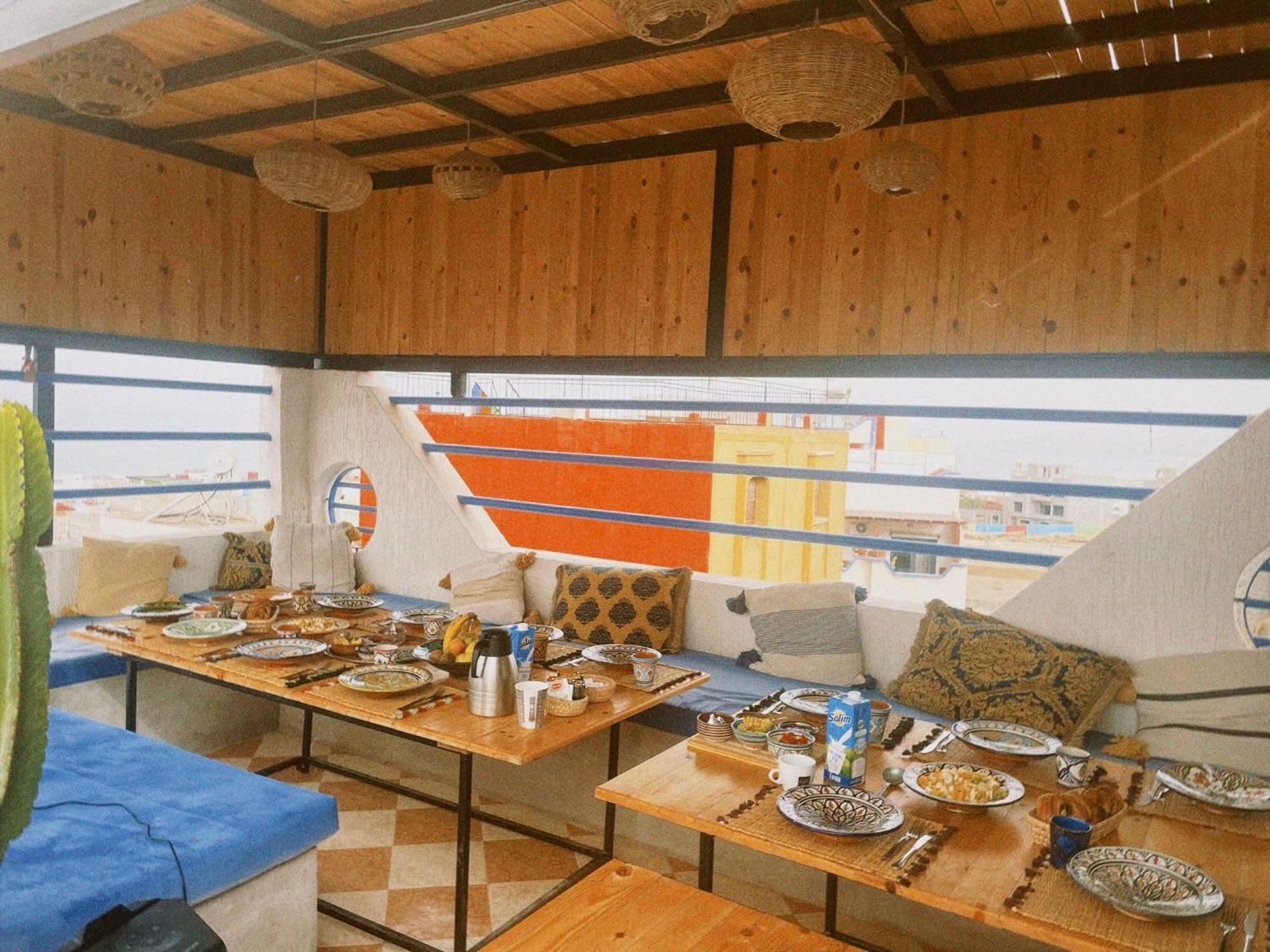 Good Wave Surf House Bed and Breakfast Tamraght Buitenkant foto